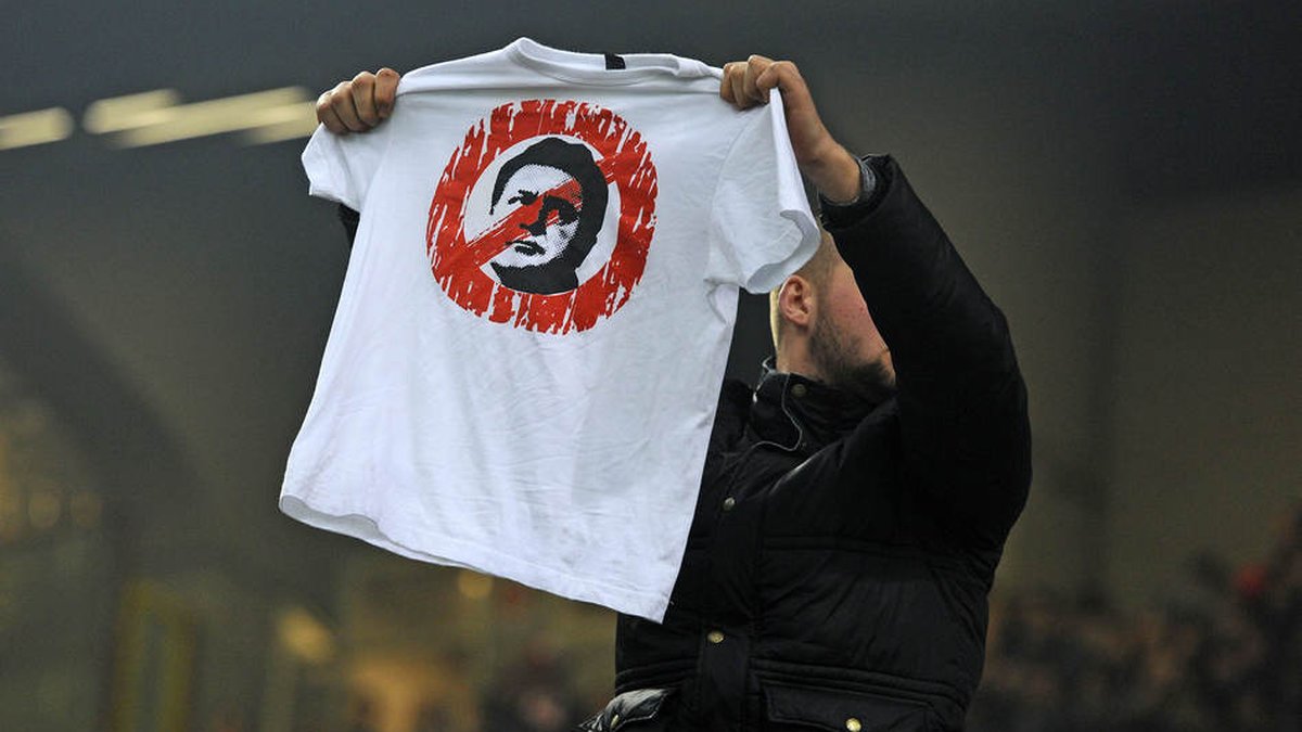 Ultras kampanj mot fotbollsförbundet (HNS) och Zdravko Mamic fortsätter.